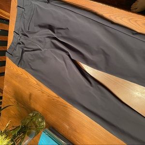 Lululemon Commission pants. Size 32